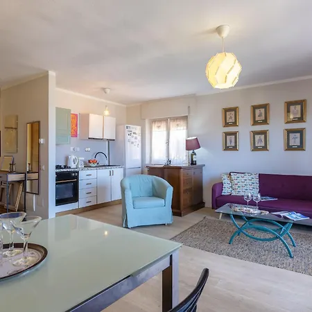Gabbiano By Interhome *