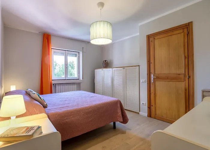 Gabbiano By Interhome *